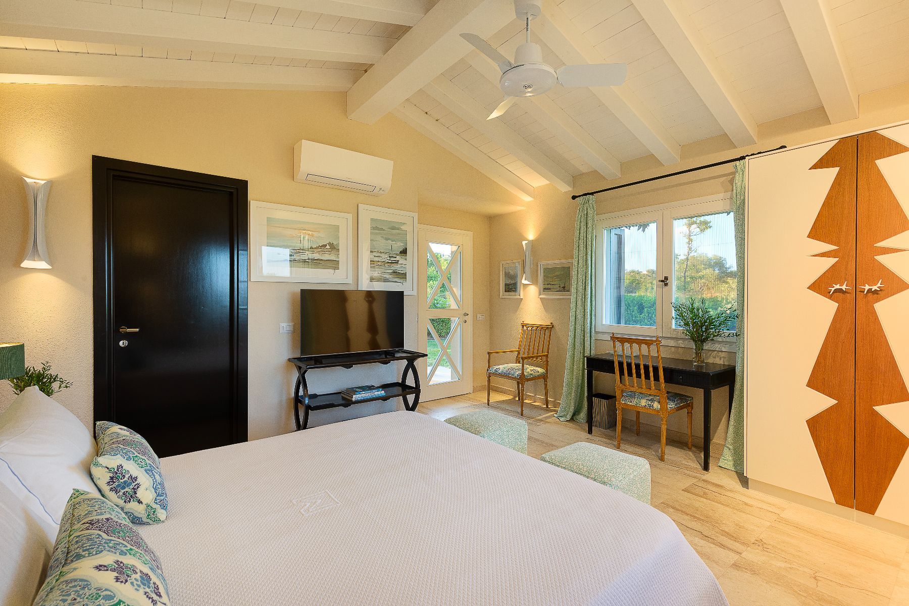 Marina villa photo.